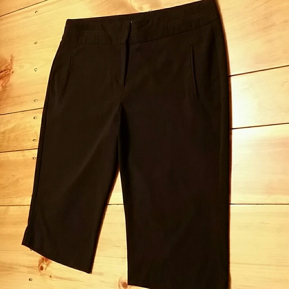 Like new Sharagano capris - Picture 3 of 8